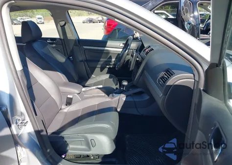 2009 Volkswagen Jetta Se z USA, uszkodzony, nr VIN 3VWRZ71K99M168006